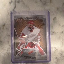 upper deck 23-24 engrained legends dominik hasek #66 /299 red wings
