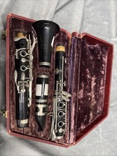 VITO OR BUNDY CLARINET RESO-TONE With CASE