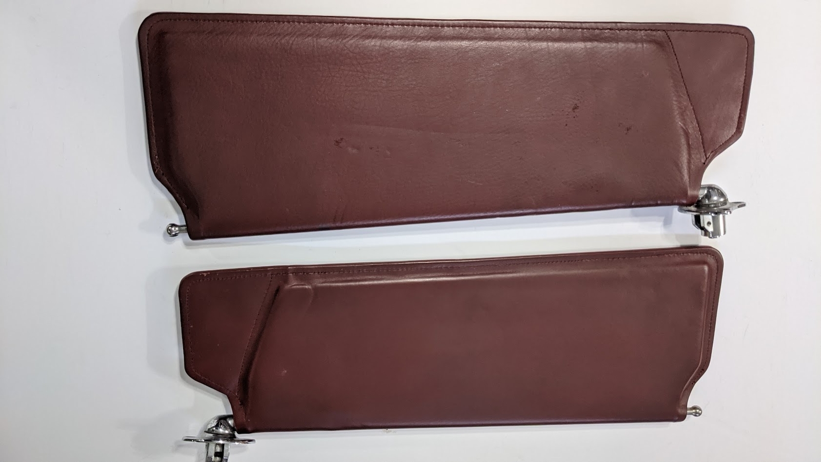 81- 99 ROLLS-ROYCE SILVER SPUR FRONT LEFT and RIGHT SUNVISOR BUGUNDY sunshade PA