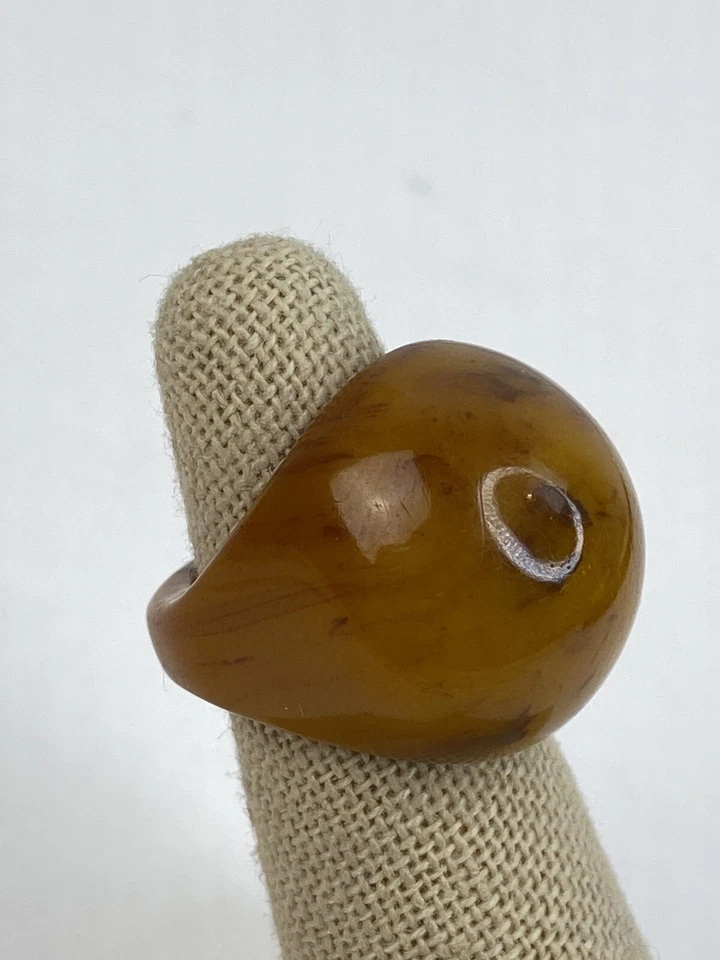 Vtg Faux Amber Ring Lucite? Plastic Bauble Statement Size 4.5 - Image 3 of 4
