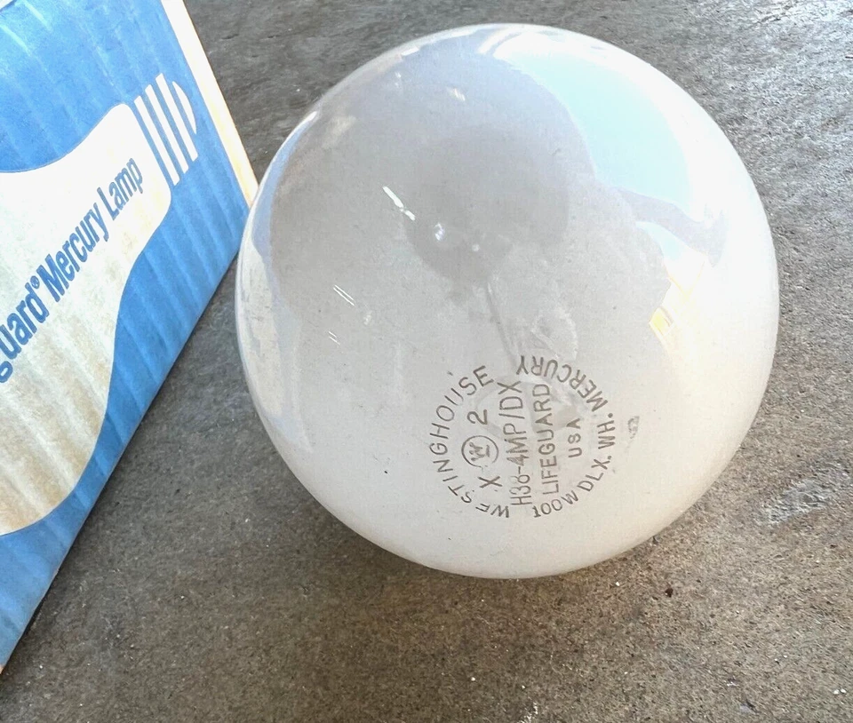 H38MP-100/DX Mercury Vapor Lifeguard Weather Duty 100W A23 Light Bulb NEW 356584 - Image 2 of 3