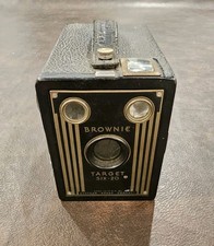 Vintage Kodak Target Brownie Six-20 620 Art Deco Box Camera
