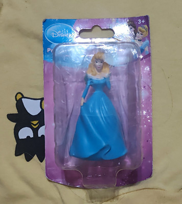 Disney Princess Aurora Sleeping Beauty Figurine Blue Dress, Disney Franchise