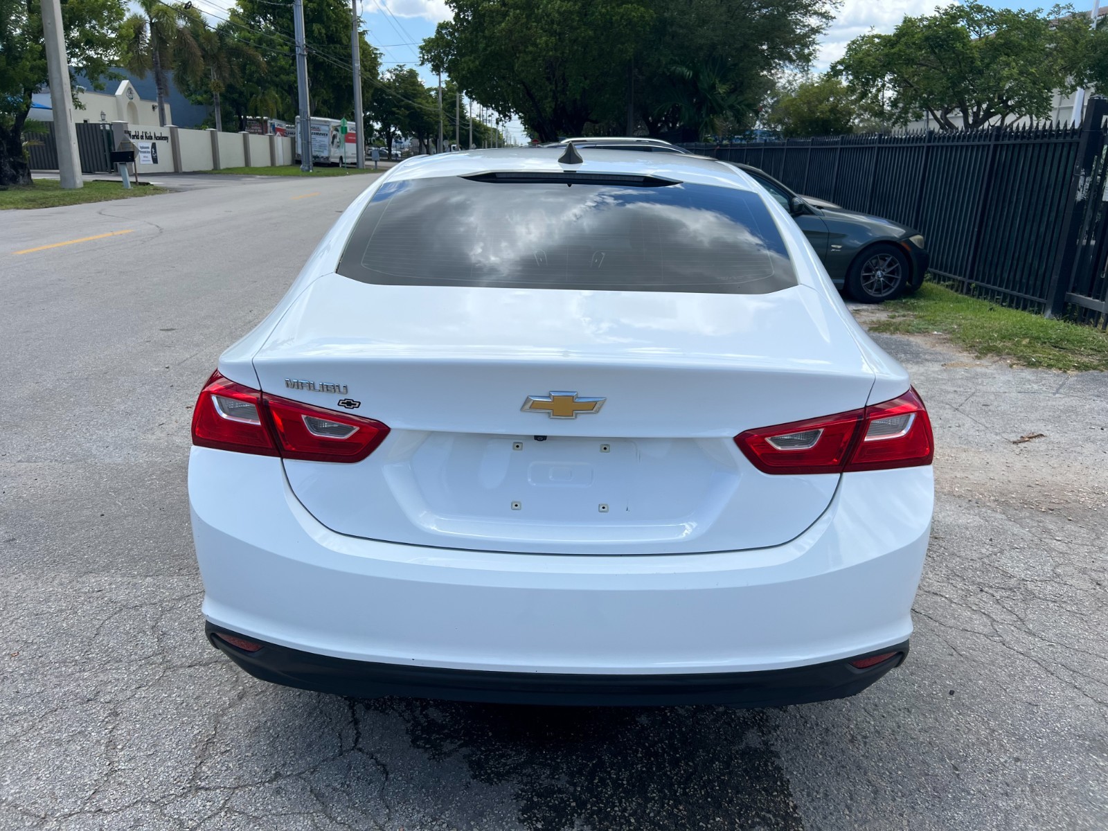 Chevrolet Malibu - Image 6