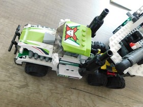 LEGO World Racers Set 8864 Desert of Destruction - 99% Complete - No Box