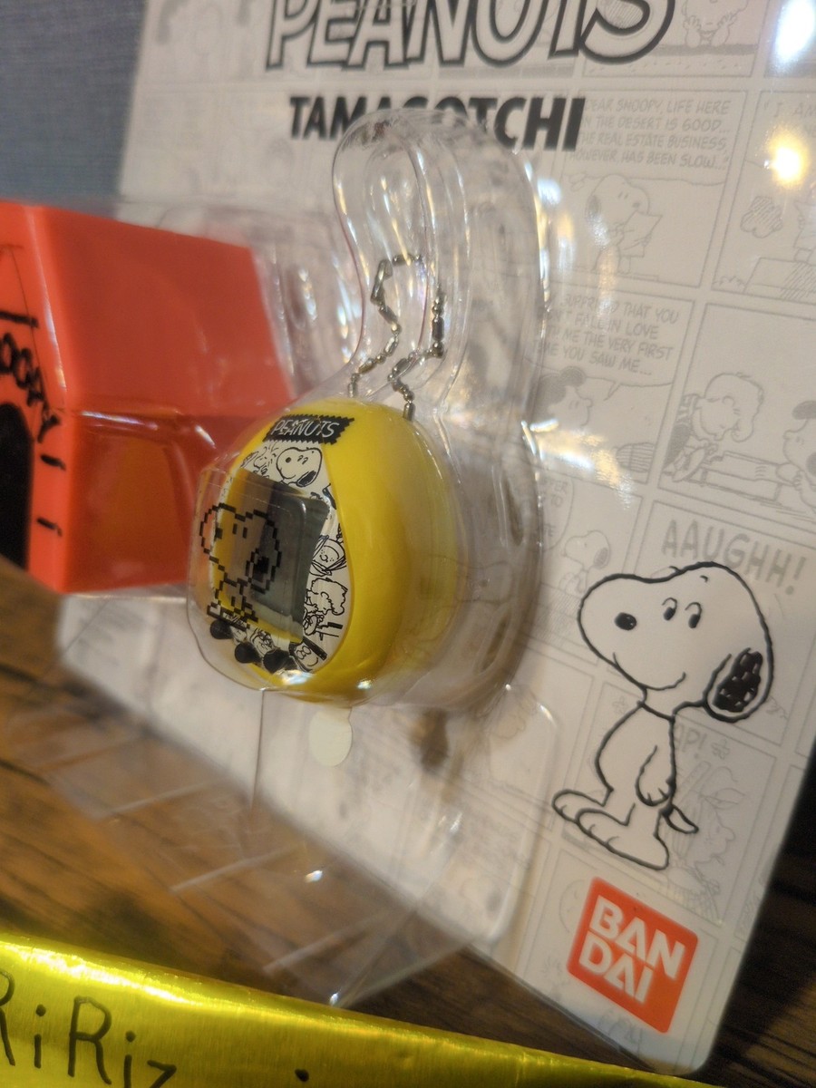 Peanuts Tamagotchi Bandai Snoopy 75th Anniversary Limited