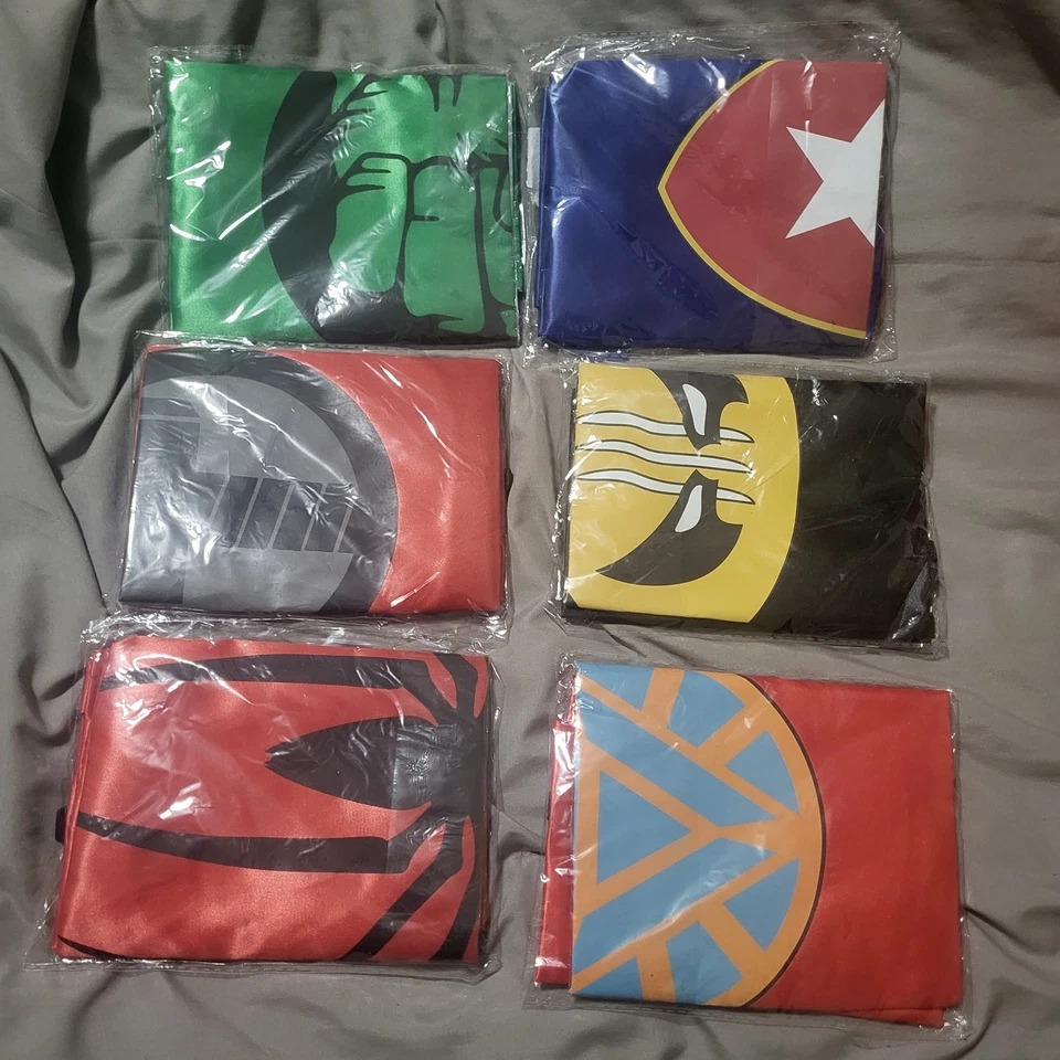 Paquete de máscaras y capas de superhéroes Foto 2 de 2