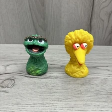 Vintage Oscar The Grouch & Big Bird Finger Puppets Plastic Muppets Inc Toys