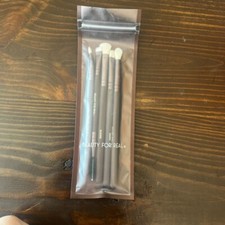 BEAUTY FOR REAL Eyeshadow Brush Set of 5 NEW