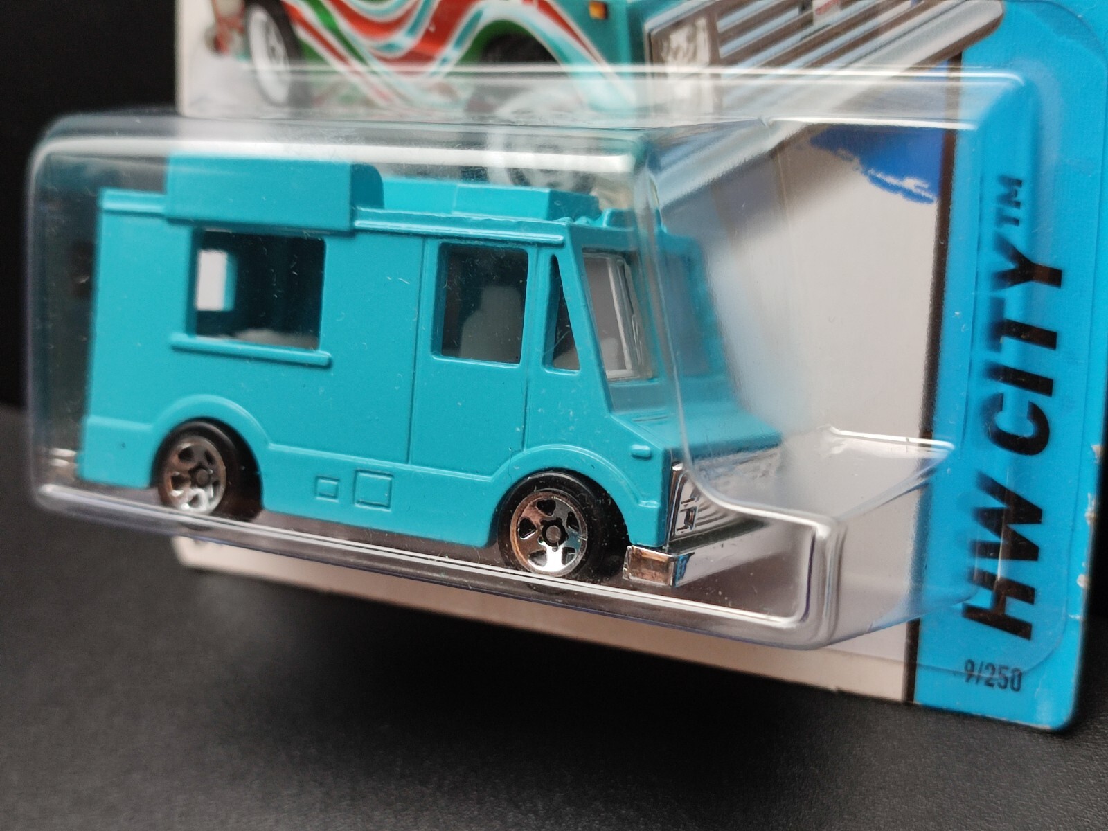 Picture 5 of 6