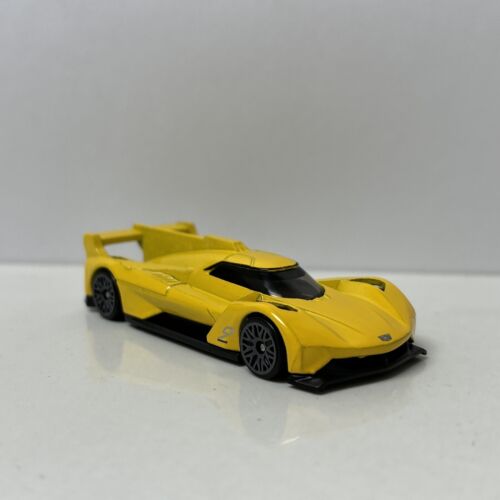 2024 Cadillac Project GTP Hypercar Collectible 1/64 Scale Diecast Diorama Model
