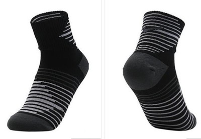 nike dry lightweight quarter