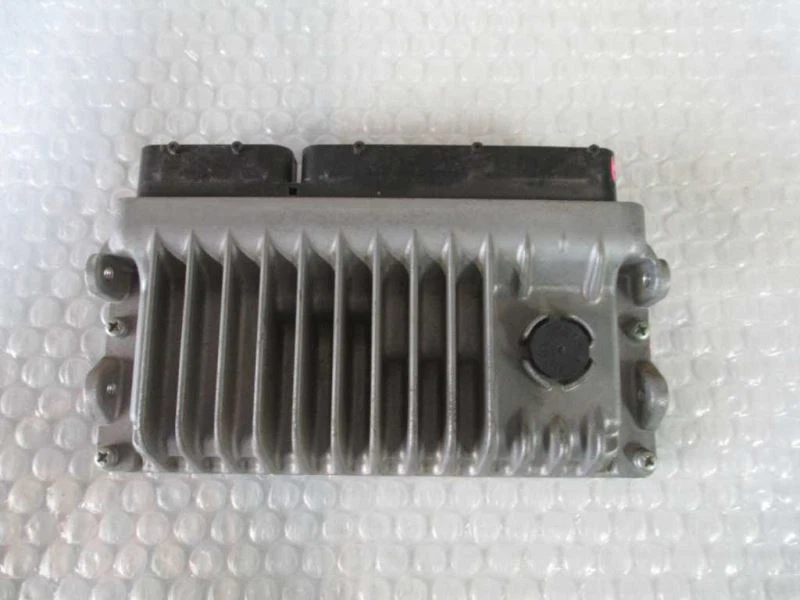 Módulo de control ECM del motor compatible con 15 LEXUS ES350 89661-33Q10 8966133Q10 2015 Foto 4 de 4
