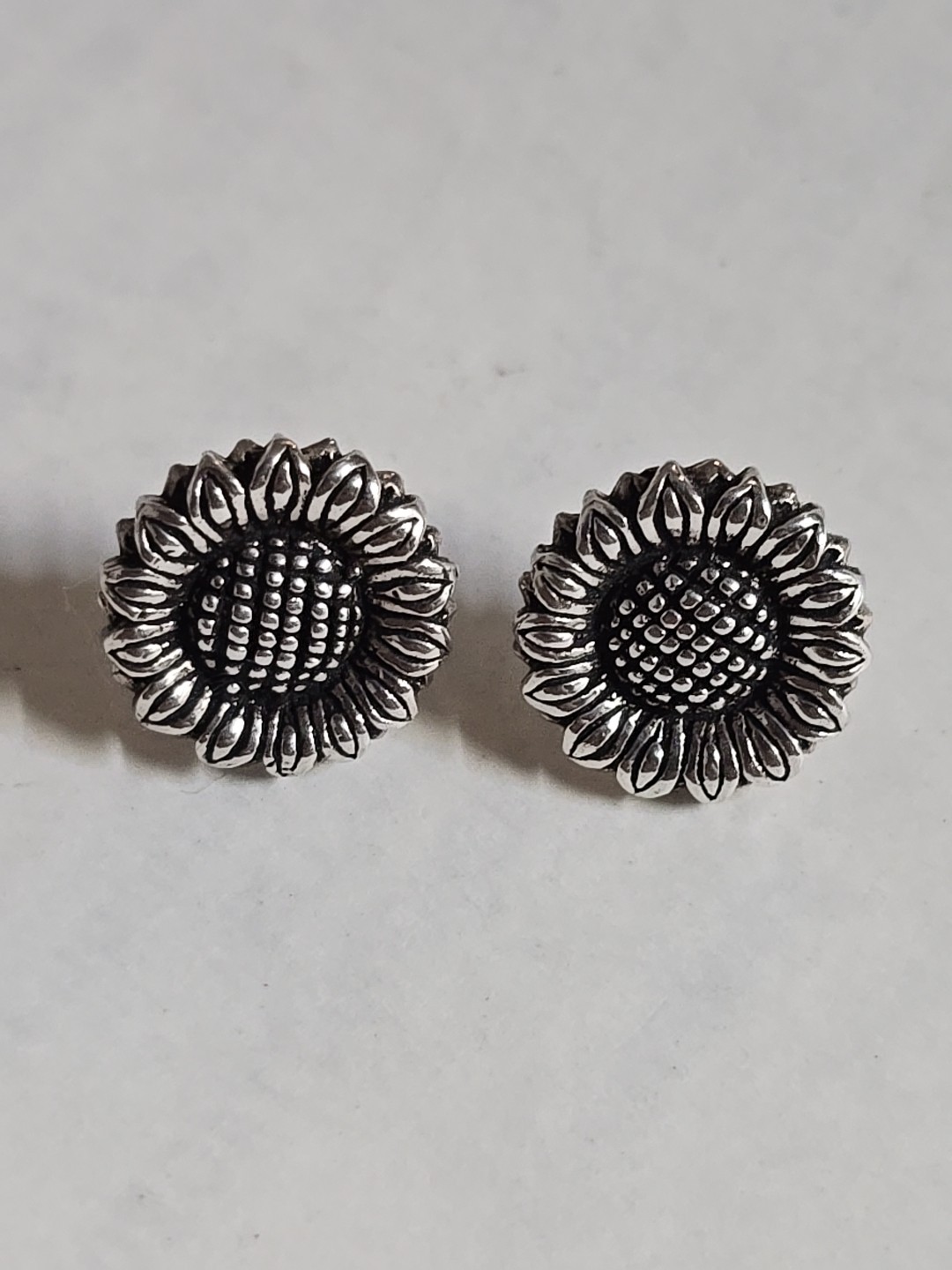 sterling silver sunflower post Back  earrings 925… - image 2