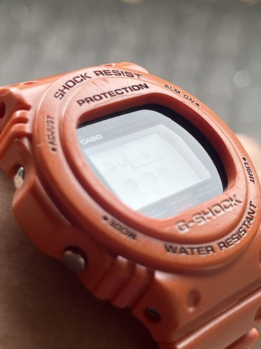 G-Shock DW5600 Resin Watch Black/Red Bezel Included Screw Bag Used G709 - Picture 2 of 12