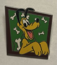 Disney - Pluto - Mickey and Friends Deluxe Starter Pin