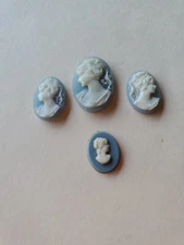 Cameo 4 Loose Blue & White Vtg. Shell?