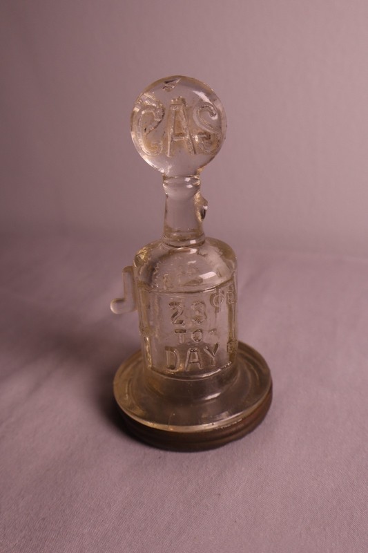 Vintage Jeannette Glass Gas Pump #240 Candy Container "Gas 23¢ Today" w/ Base