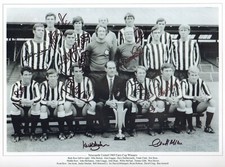 NEWCASTLE UTD - 1969 Fairs Cup, SIGNED PHOTO by 12 - ROBSON - MONCUR - SCOTT etc