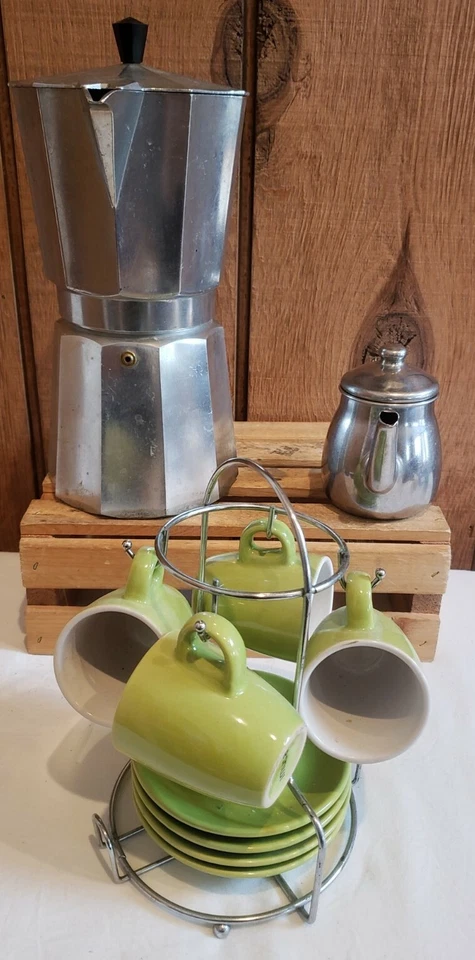 Estante para tazas de café espresso IMUSA 8 piezas tazas verdes con olla de café espresso y crema Lg Foto 4 de 4