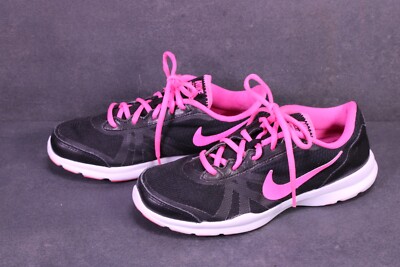 Nike Sneaker Core Motion TR2  Damen Sportschuhe Gr. 40 schwarz pink Mesh BS449