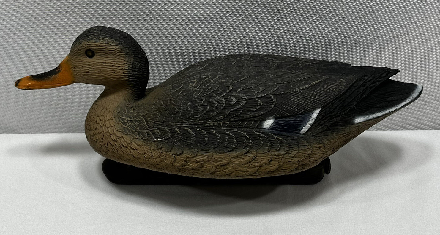 G & H DECOYS Floating DUCK Decoy Mallard Hen Henryetta, Ok. USA