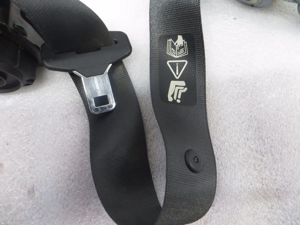 2002-2005 BMW 745LI REAR LEFT DRIVER SIDE SEAT BELT ASSEMBLY OEM TP609100 - Image 4 of 4