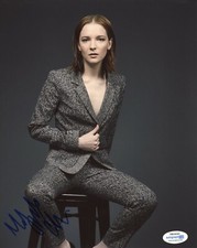Morfydd Clark Lord of the Rings: Rings Power Autographed Signed 8x10 Photo ACOA