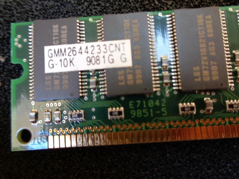 GMM2644233CNTG-10K LG Semicon DDR1 32MB PC66 CL2 AMEGA, COMMODORE, SINCLAIR - Image 2 of 3