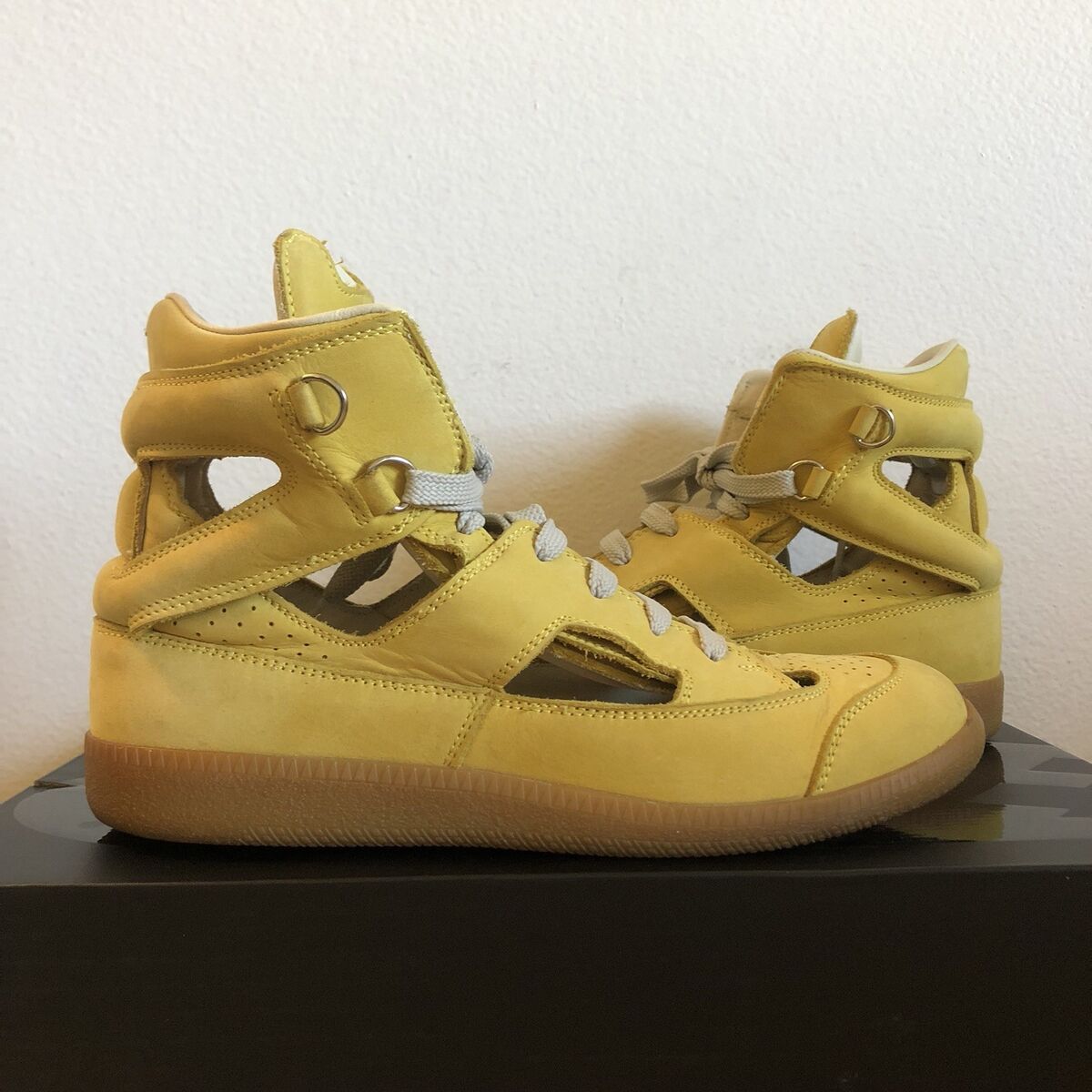 Maison Martin Margiela Hi Top Yellow Sz.6.5-7 38.5 | eBay Maison Martin Margiela Hi Top Yellow Sz.6.5-7 38.5 | eBay