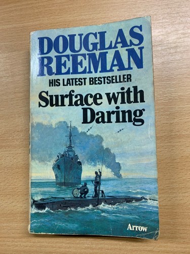 1978 DOUGLAS REEMAN "SURFACING WITH DARING" WW2 FICTION PAPERBACK BOOK (P2)