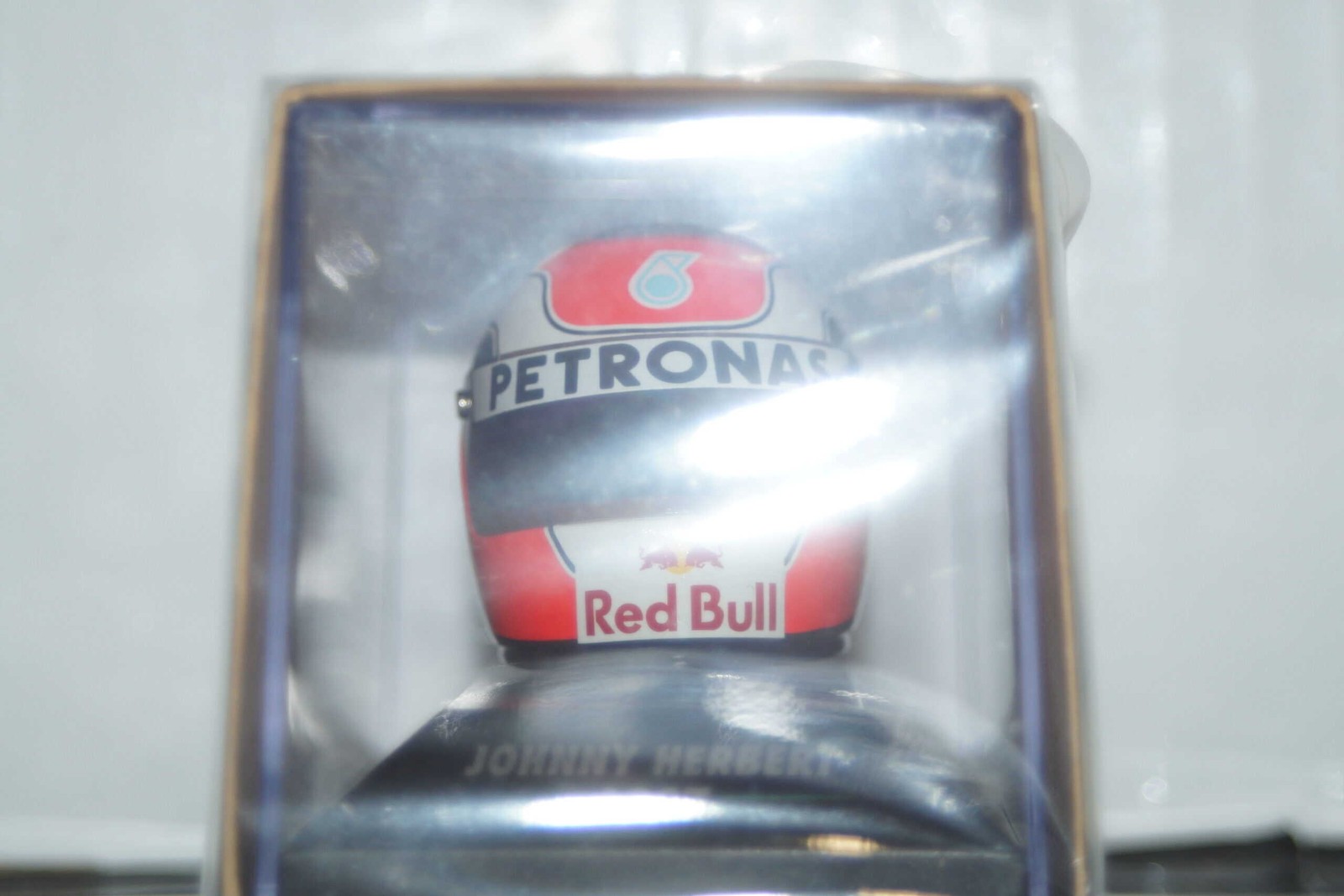 Minichamps Arai Helmet Johnny Herbert 1997 381 970016 1:8