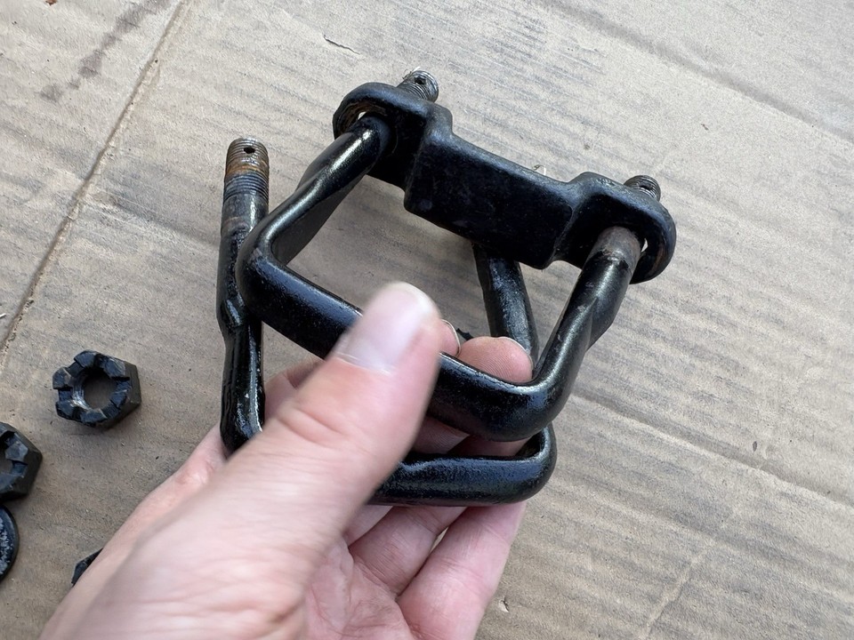 Ford Spring Rear 1932 1933 1934 1935 1936 1939 1040 FORD REAR SPRING U-BOLTS ORIGINAL ...