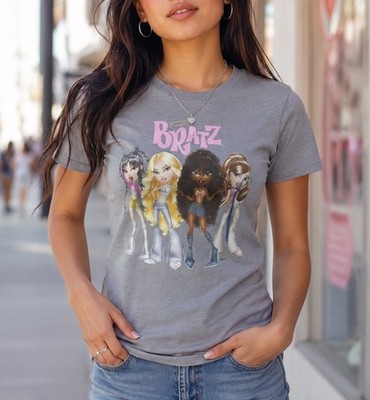 Bratz Girlies Dolls Graphic T-Shirt Adult Size L Gray Retro Y2K Cartoon Tee NWT