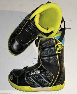 K2 Vandal junior snowboard boots with Boa lacing: kid size 4