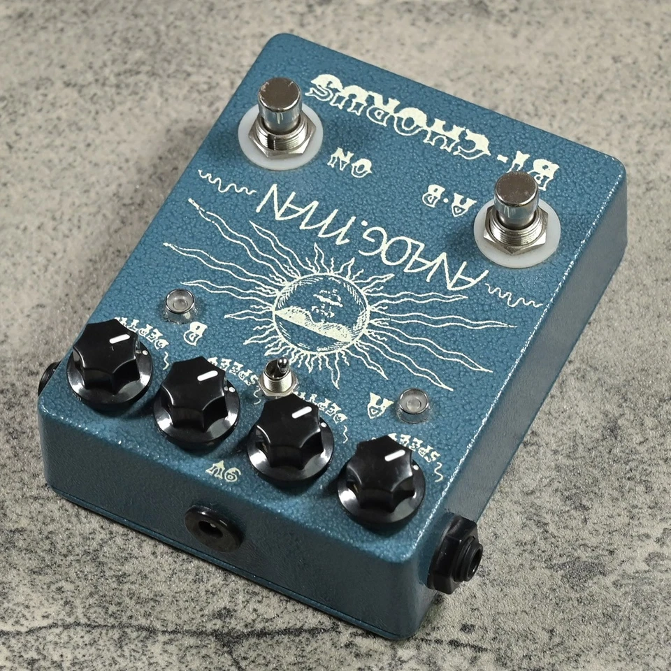 Coro usado ANALOG.MAN / BI-CHORUS reducción de precio tienda Nagoya Sakae Foto 3 de 3