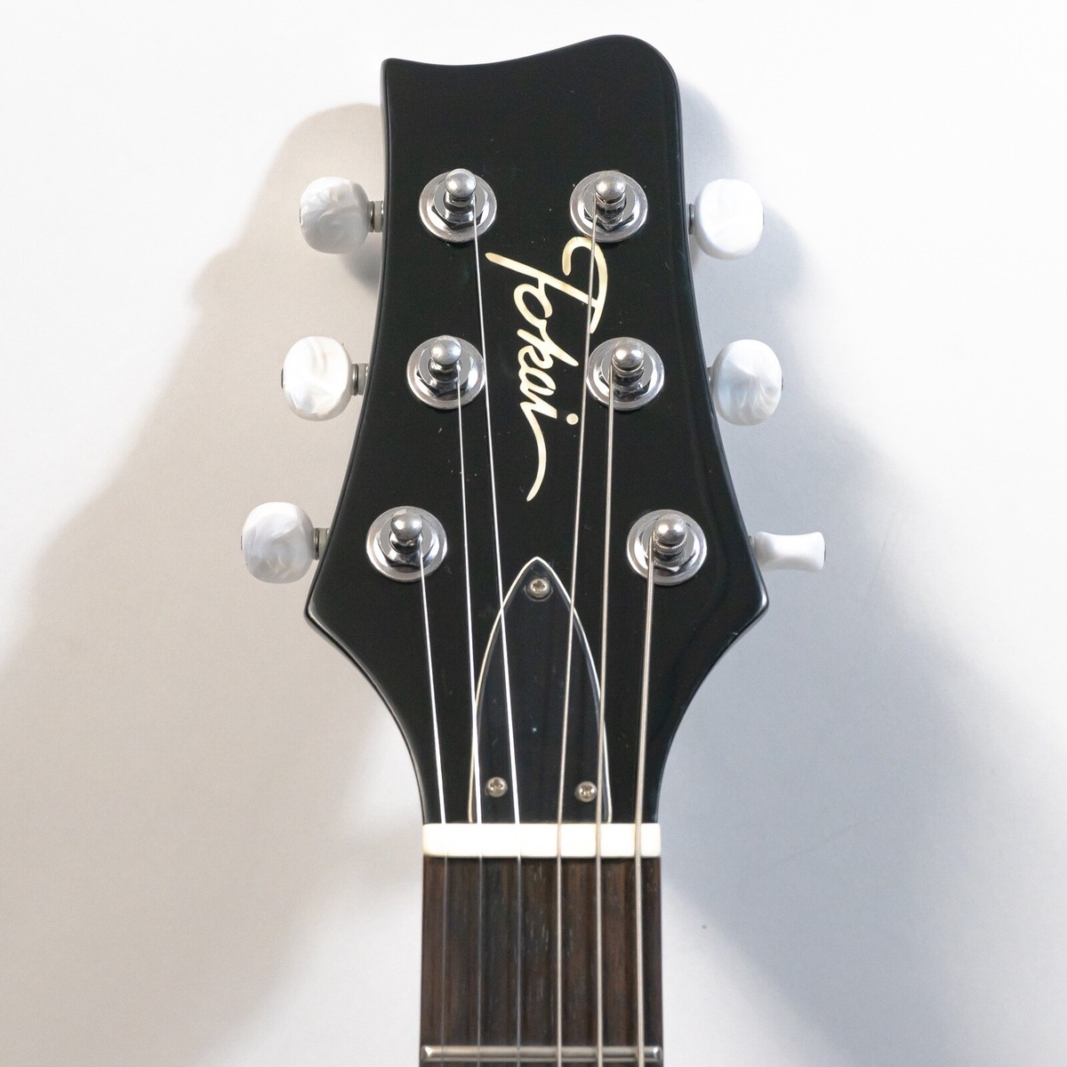 ギター TOKAI LG 50Q 2012 Tokai LG50Q Electric Guitar - Lefty - Transparent Black