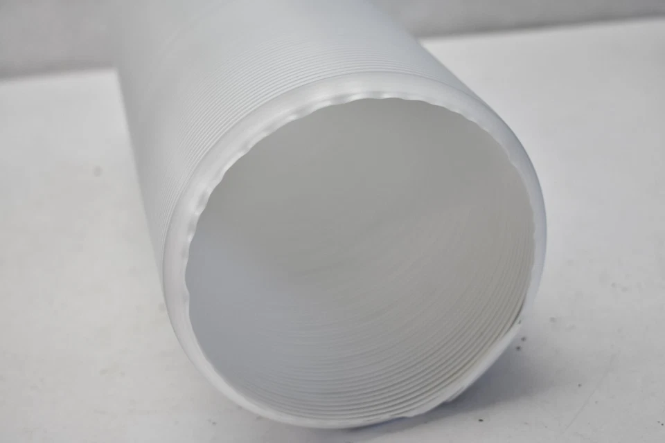 Manguera de aire acondicionado portátil Kraftex CA con rosca antihoraria de 5,9" de diámetro blanca Foto 4 de 4