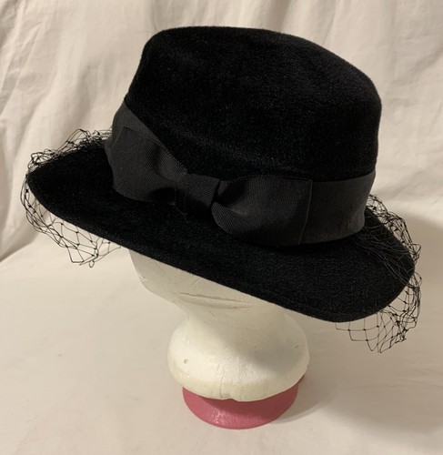 c. 1960s Saks Fifth Avenue Rabbit Fur Felt Women’s Fedora with Veil England - Picture 4 of 8