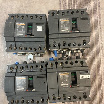 Hager - Lot de 12 disjoncteurs monophasés 1P+N 3kA - Courbe C - 10A