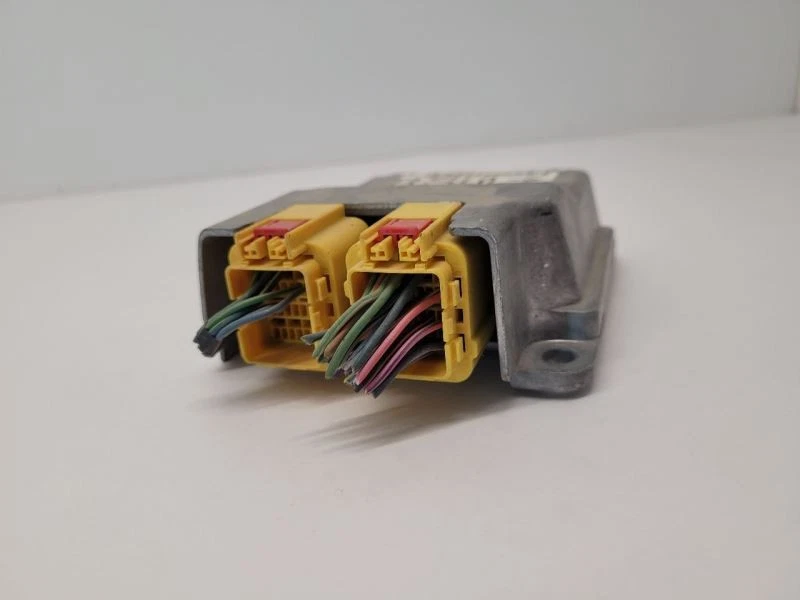 Chasis Chrysler Town Country 2006-2007 ECM A bolsa sujeción de ocupantes  Foto 2 de 4