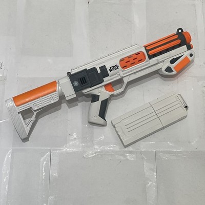 Nerf Star Wars First Order Stormtrooper Deluxe Blaster With Stock And Magazine