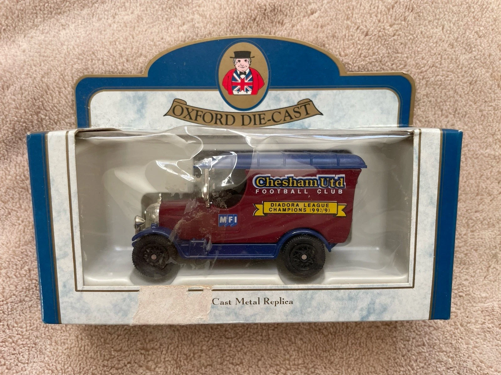VANS Oxford Die cast 1929 Morris Cowley Van Chesham United Football Club