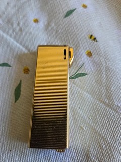 Vintage IM Corona Gold Chain Pattern Lighter Flick Works Untested READ