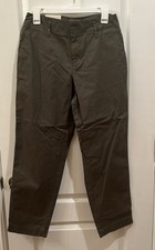 Woman  s Khaki Green Pants Size 6 High Rise Straight Hip n Thigh A New Day NWT