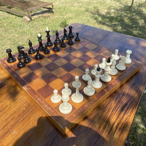 086_Vintage plastic Soviet chess set USSR. Chessboard 40x40 cm. Antique wooden - Picture 2 of 21