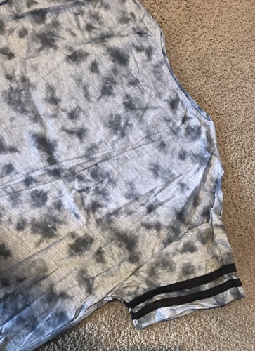 Disney Girl Junior Black XXL Tie Dye Short Sleeve Crewneck T-Shirt Mickey Mouse - Picture 4 of 5