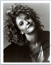 Meg Ryan Hand Signed 8 x 10 Inch Photo