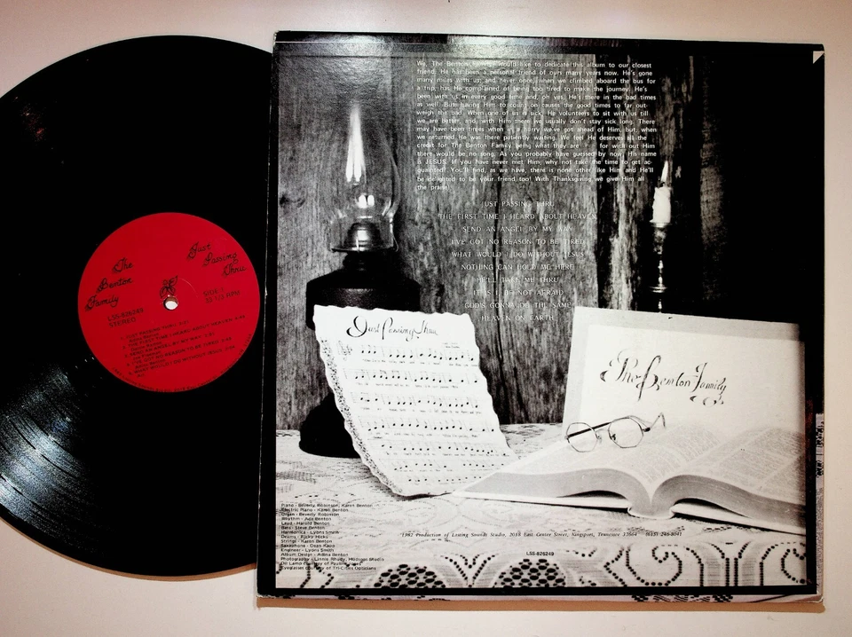 The Benton Family Just Passing Thru 1982 Gospel LP Kingsport TN Lasting Sounds Foto 2 de 4