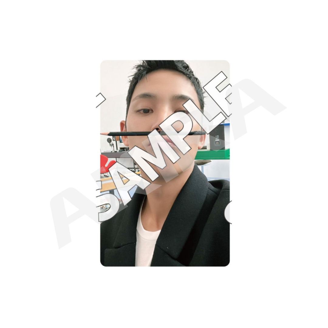 SEVENTEEN 17 IS RIGHT HERE weverse JAPAN UNIVERSAL LUCKY SEVENTEEN 17 IS RIGHT HERE weverse JAPAN UNIVERSAL LUCKY